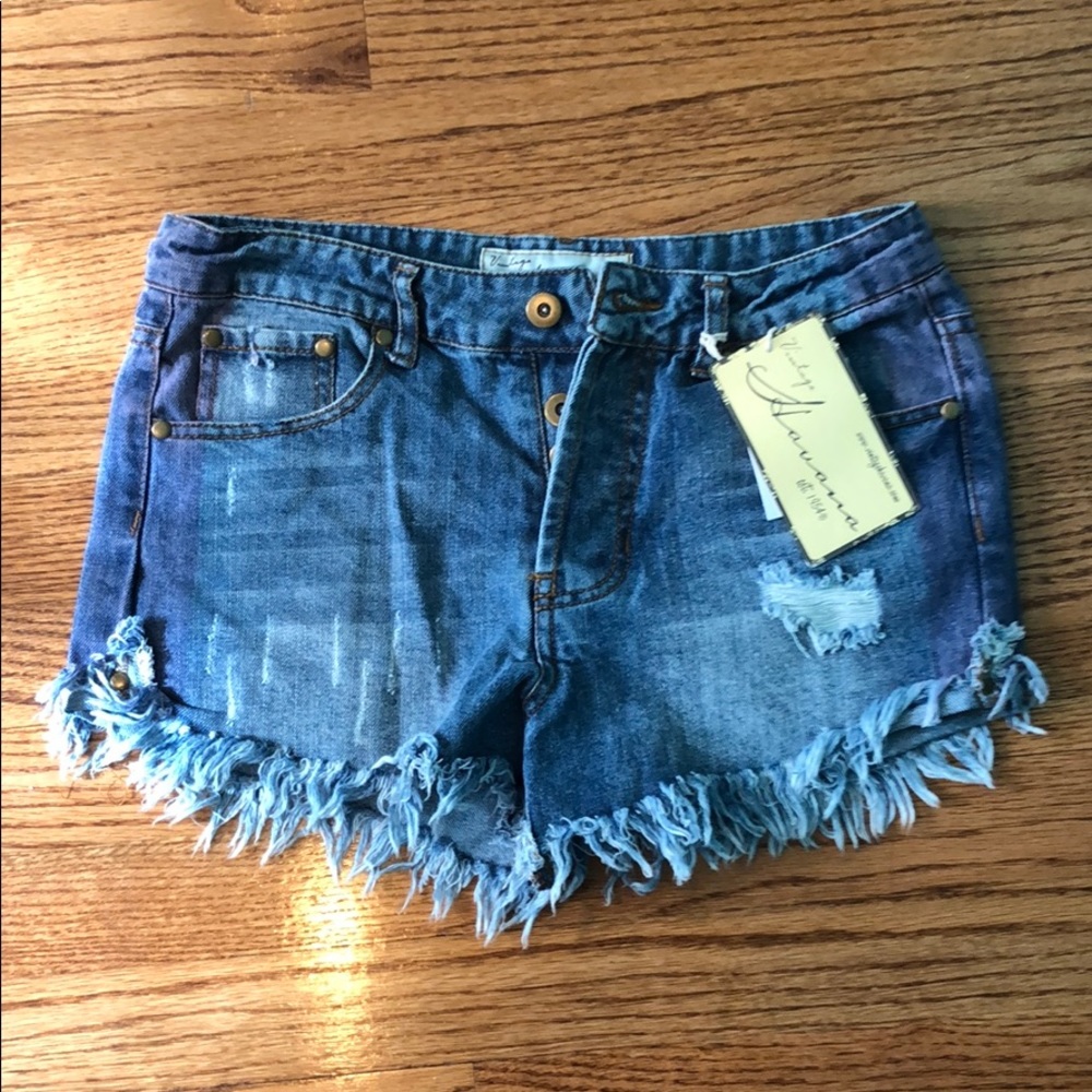 COPY - Vintage Havana Ripped Denim Shorts